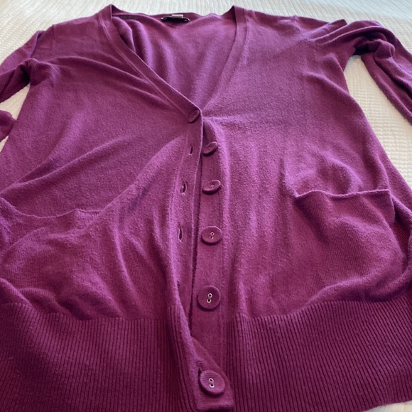 Purple cardigan sweater - Picture 2 of 3